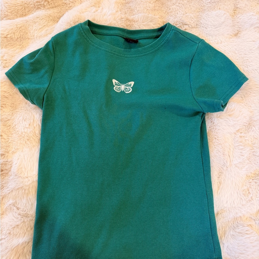 Art Class Green Ribbed Butterfly Tee | Petite XS/S | Saint Patrick’s Day